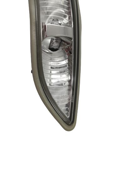 MERCEDES RIGHT SIDE LIGHT ON REAR. 04->08 A1698200621